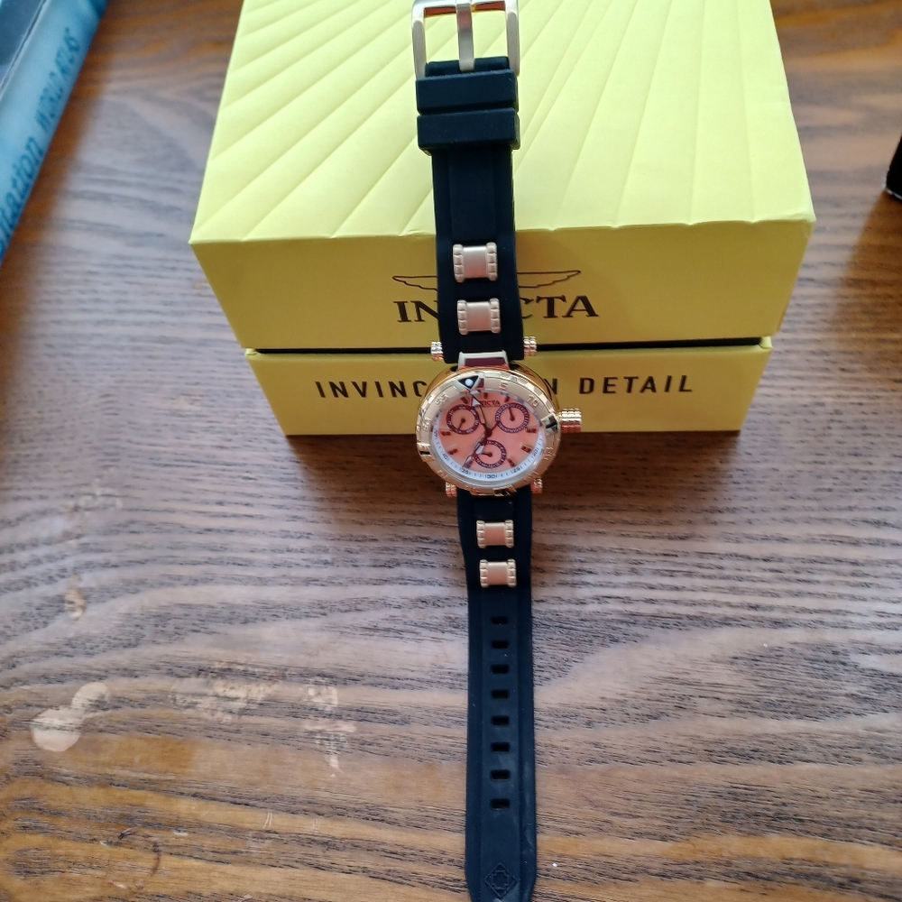 Invicta Watch - Picture 3 of 5